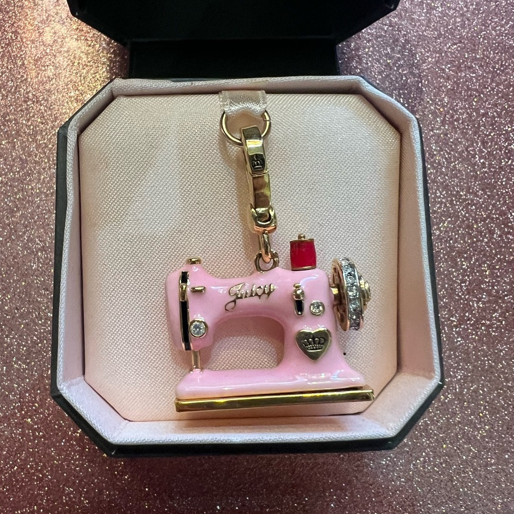 Juicy Couture Sewing Machine Charm - Picture 4 of 4